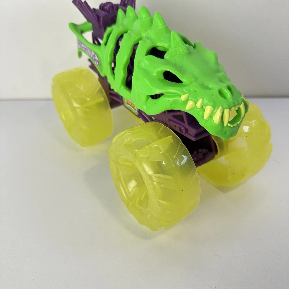 Monster Truck Lot of 4 Vehicles Light Up Body Action Fun Group 6-9 Inches Long